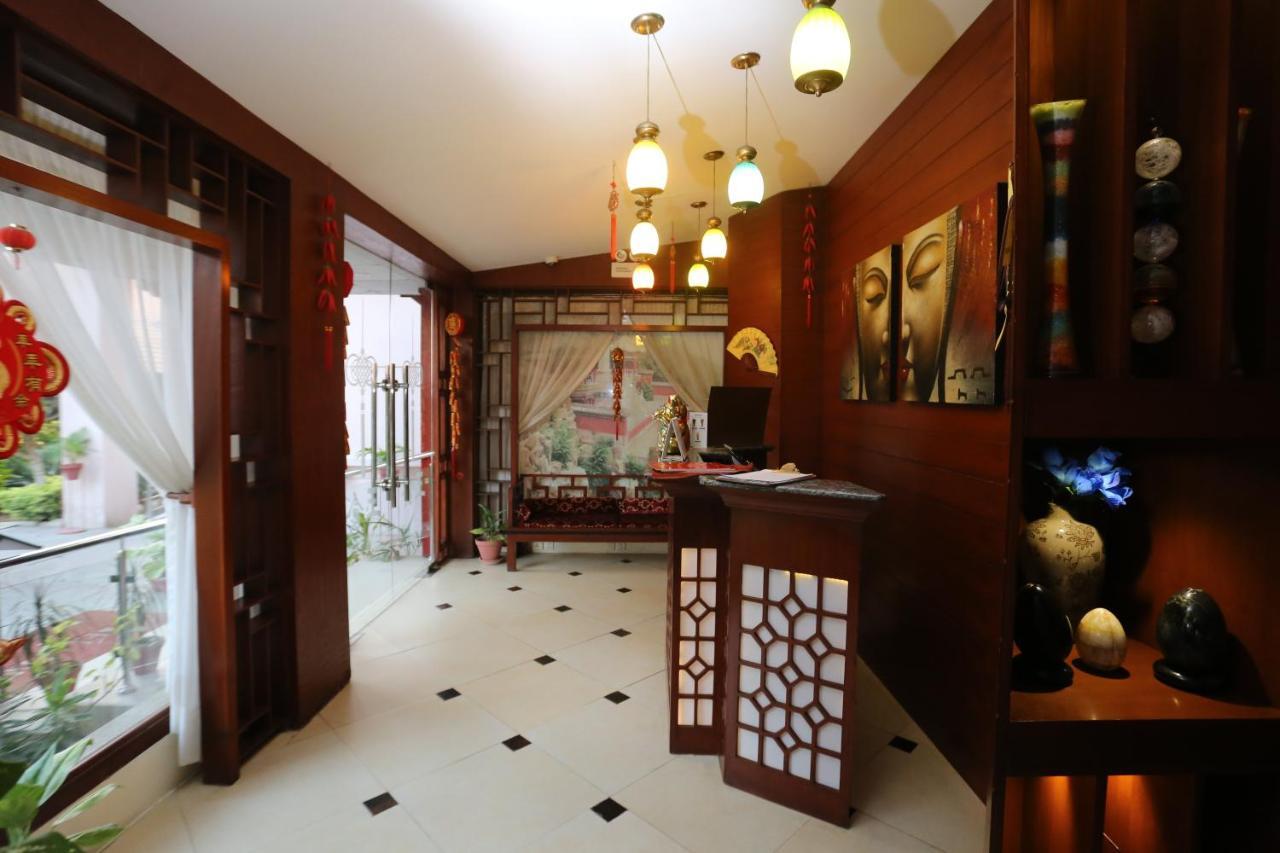 Ramada Plaza By Wyndham Karachi Airport Hotel Екстериор снимка Reception area